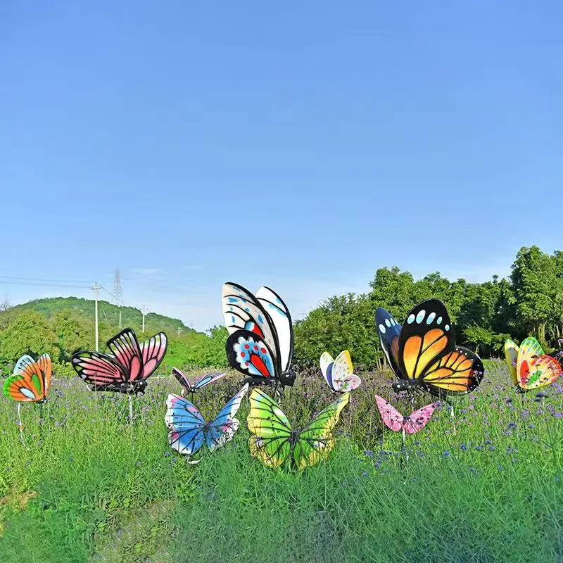 Escultura de borboleta ao ar l - Gardening Tools Sketch avaliação e preço